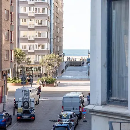 Spacious Apartment Closeby The Sea! *