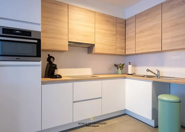 Spacious Closeby The Sea Up To 6 People! Ostende